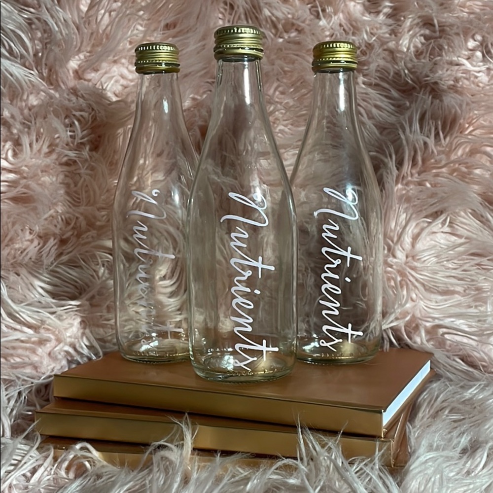 Nutrients glass bottle